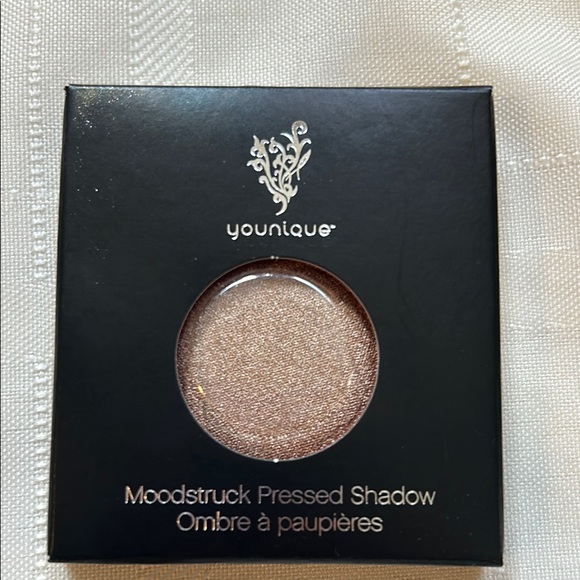 Younique Other - Younique Moodstruck Pressed Shadow refill- Antsy